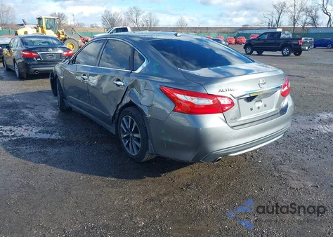2016 Nissan Altima 2.5 Sv z USA, uszkodzony, nr VIN 1N4AL3AP5GC204218